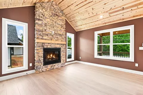 Living - 318 E Second St, Blue Ridge, GA 30513 photo 1 of 4