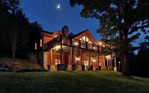 46 Fall View Rd, Blairsville, GA 30512