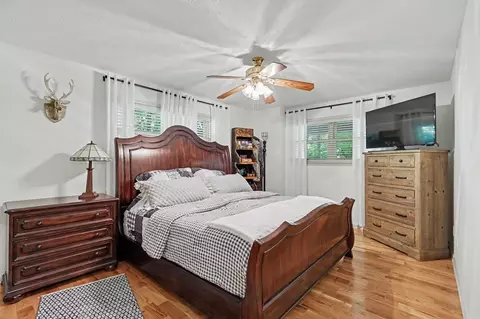 Bedroom - 22 River Run Dr, Murphy, NC 28906 photo 6 of 7