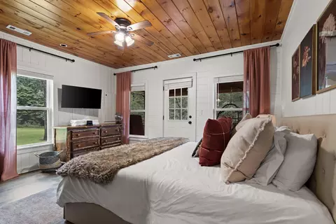 Bedroom - 30 Seabolt Dr, Morganton, GA 30560 photo 1 of 3