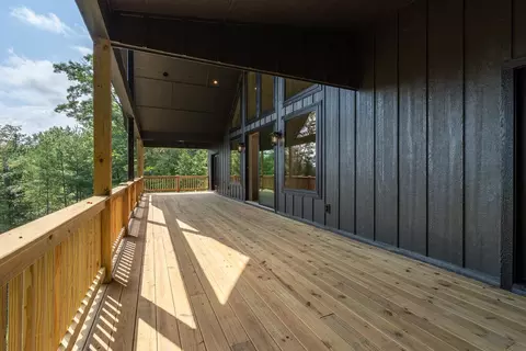 Exterior - 22 Hudson Springs Ln, Murphy, NC 28906 photo 2 of 14