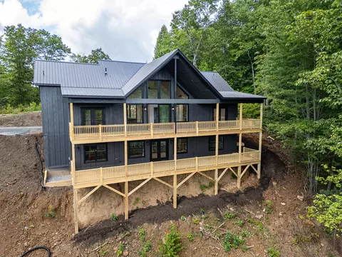 Exterior - 22 Hudson Springs Ln, Murphy, NC 28906 photo 5 of 14