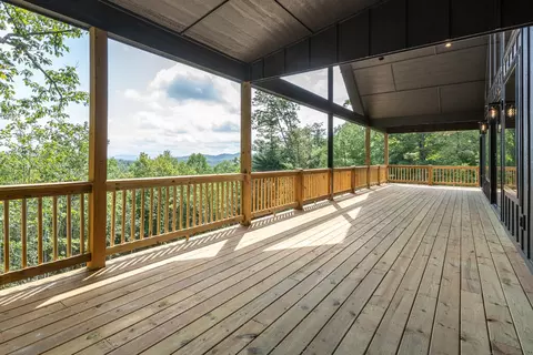 Exterior - 22 Hudson Springs Ln, Murphy, NC 28906 photo 3 of 14