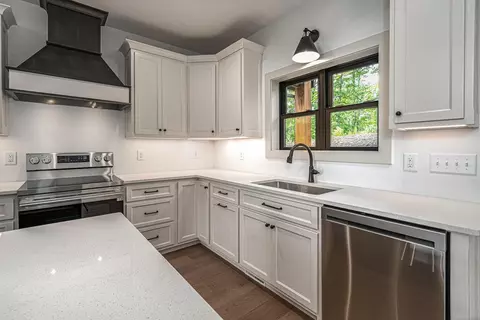 Kitchen - 22 Hudson Springs Ln, Murphy, NC 28906 photo 5 of 5