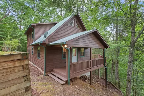 795 Fugue Dr, Ellijay, GA 30540