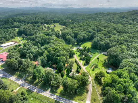 View/Area - 35 E Thomas Rd, Blue Ridge, GA 30513 photo 4 of 5