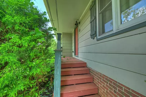 Exterior - 35 E Thomas Rd, Blue Ridge, GA 30513 photo 9 of 10