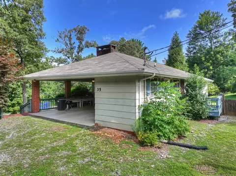 Exterior - 35 E Thomas Rd, Blue Ridge, GA 30513 photo 3 of 10