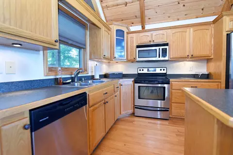 Kitchen - 120 Big Sky Dr, Murphy, NC 28906 photo 3 of 4