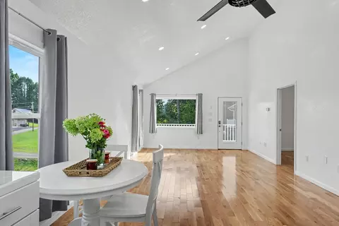 Living - 155 Indian Passage Dr, Murphy, NC 28906 photo 2 of 3