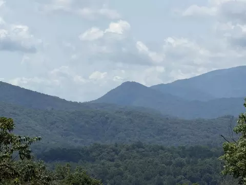 7129 Tantrough Farms, Hiawassee, GA 30546
