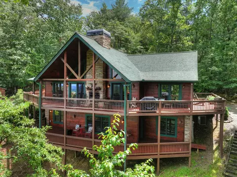 1579 Mangums Trl, Blue Ridge, GA 30513