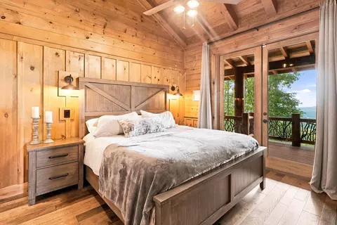 Bedroom - 1175 Wolfcreek Rd, Murphy, NC 28906 photo 1 of 10
