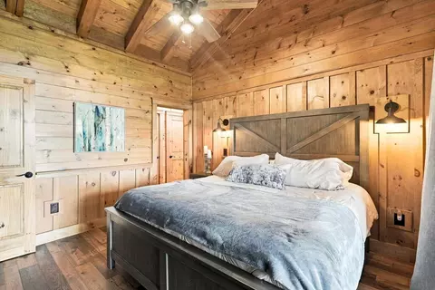 Bedroom - 1175 Wolfcreek Rd, Murphy, NC 28906 photo 3 of 10