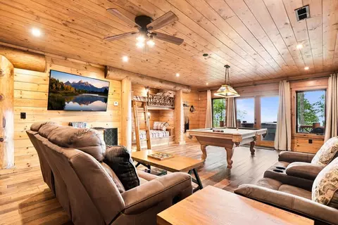 Living - 1175 Wolfcreek Rd, Murphy, NC 28906 photo 6 of 6