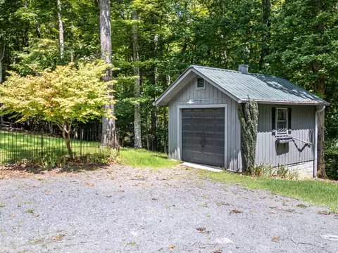 Exterior - Undisclosed, Murphy, NC 28906 photo 5 of 10