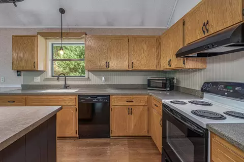 Kitchen - Undisclosed, Murphy, NC 28906 photo 3 of 3