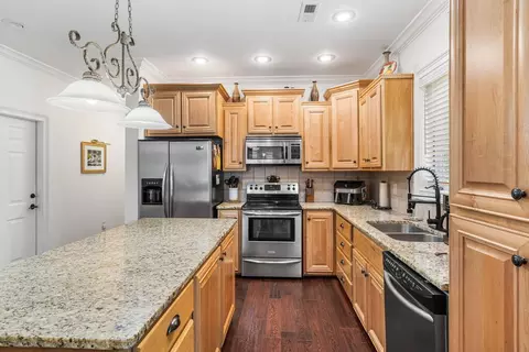 Kitchen - 358 Licklog Rdg, Hayesville, NC 28904 photo 2 of 5
