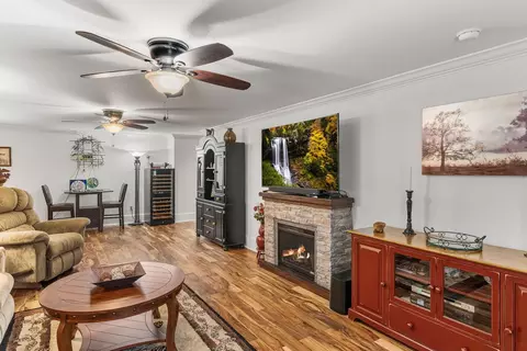Living - 358 Licklog Rdg, Hayesville, NC 28904 photo 3 of 3