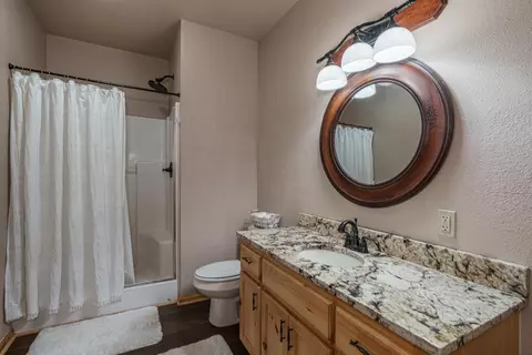 Bath - 70 Snipe Ln, Murphy, NC 28906 photo 6 of 6