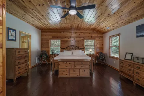 Bedroom - 70 Snipe Ln, Murphy, NC 28906 photo 2 of 7