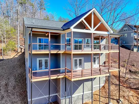 438 Mill Ridge Rd, Hiawassee, GA 30546