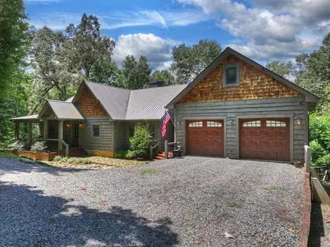 274 Hot House Crk, Mineral Bluff, GA 30559