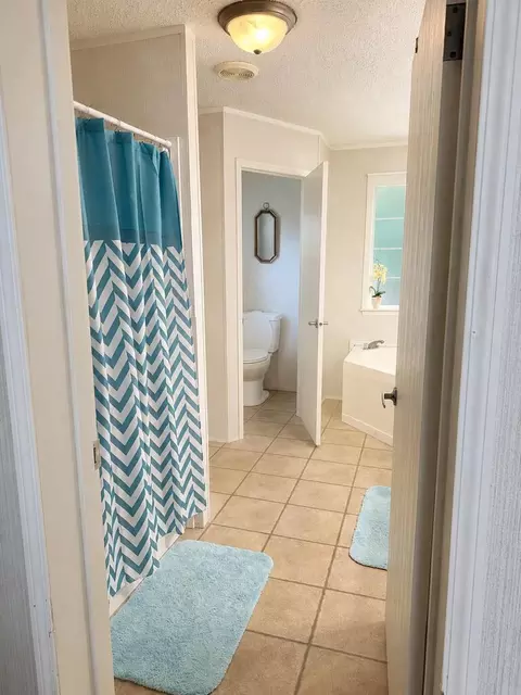 Bath - 350 Bobcat Ln, Warne, NC 28909 photo 1 of 3