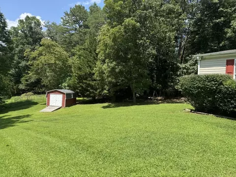 Exterior - 350 Bobcat Ln, Warne, NC 28909 photo 2 of 7