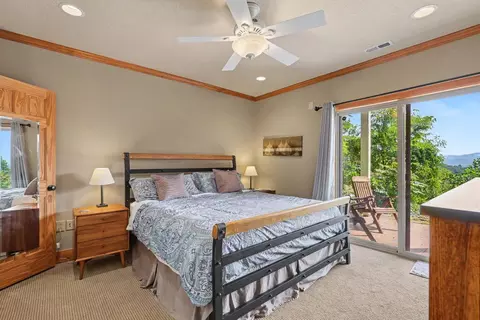Bedroom - 575 Longview Dr, Hayesville, NC 28904 photo 4 of 7
