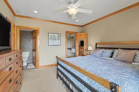 Bedroom - 575 Longview Dr, Hayesville, NC 28904 photo 5 of 7
