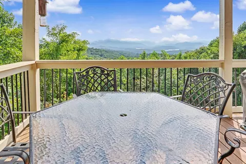 Exterior - 575 Longview Dr, Hayesville, NC 28904 photo 4 of 9