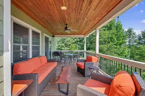 Exterior - 575 Longview Dr, Hayesville, NC 28904 photo 3 of 9