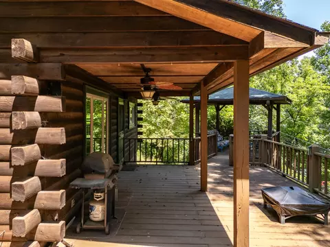 Exterior - 525 Beaver Ridge Rd, Murphy, NC 28906 photo 10 of 15