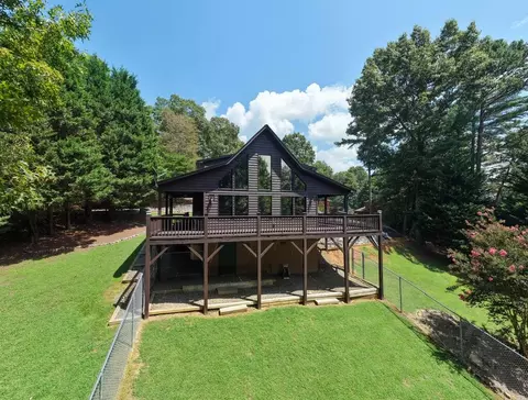 Exterior - 143 Lawrence Dr, Murphy, NC 28906 photo 4 of 30