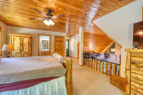 Bedroom - 143 Lawrence Dr, Murphy, NC 28906 photo 5 of 5