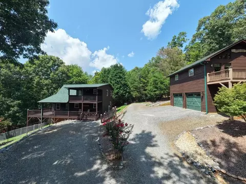 Exterior - 143 Lawrence Dr, Murphy, NC 28906 photo 2 of 30