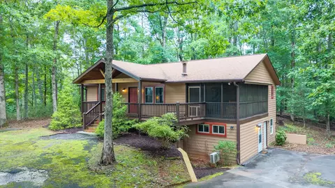 314 Catawba Cir, Ellijay, GA 30540
