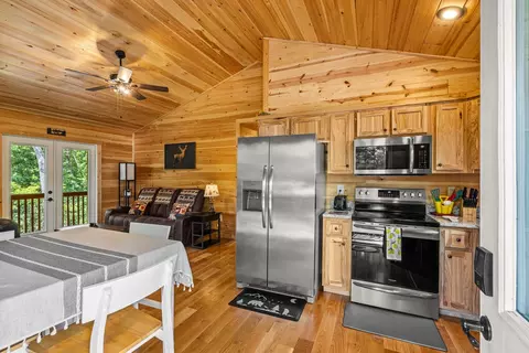 Kitchen - 26 Carrolls Rdg, Murphy, NC 28906 photo 1 of 4