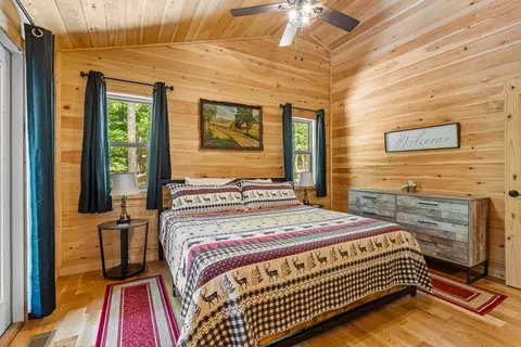 Bedroom - 26 Carrolls Rdg, Murphy, NC 28906 photo 5 of 5