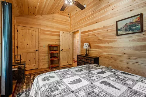 Bedroom - 26 Carrolls Rdg, Murphy, NC 28906 photo 2 of 5