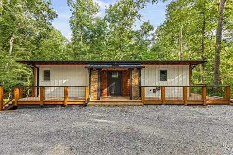 208 Autumn Ln, Blairsville, GA 30512