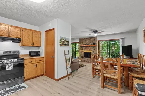Kitchen - 1105 Old Evans Rd, Murphy, NC 28906 photo 1 of 4