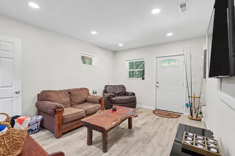 Living - 1105 Old Evans Rd, Murphy, NC 28906 photo 3 of 4