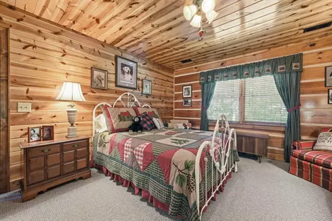 Bedroom - 105 Double Branch Trl, Murphy, NC 28906 photo 6 of 9