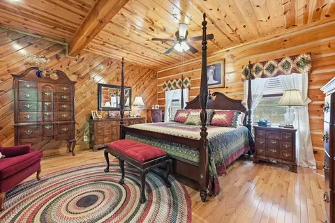Bedroom - 105 Double Branch Trl, Murphy, NC 28906 photo 3 of 9