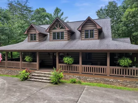 Exterior - 105 Double Branch Trl, Murphy, NC 28906 photo 2 of 14