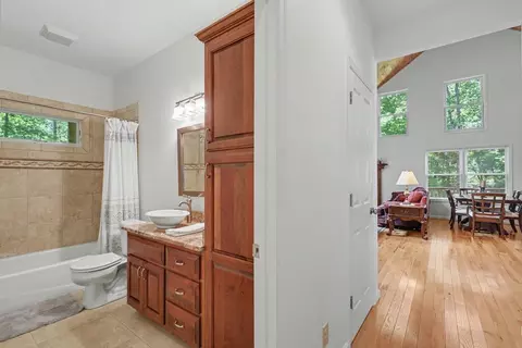 Entry Way - 526 Mcdonald Rd, Murphy, NC 28906 photo 6 of 12