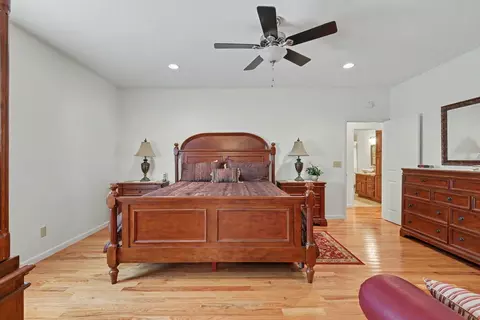 Bedroom - 526 Mcdonald Rd, Murphy, NC 28906 photo 6 of 11