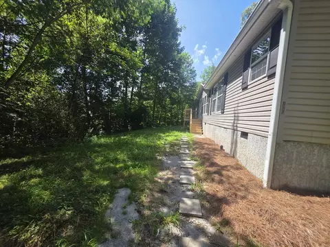 Exterior - 1985 Andrews Rd, Murphy, NC 28906 photo 2 of 4